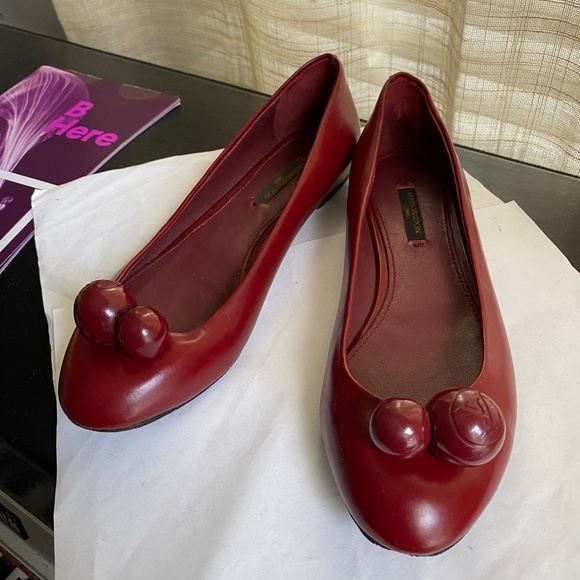 Louis Vuitton burgundy leather ballet ballerina pumps flats size 37-7=9.5" long - Picture 1 of 9